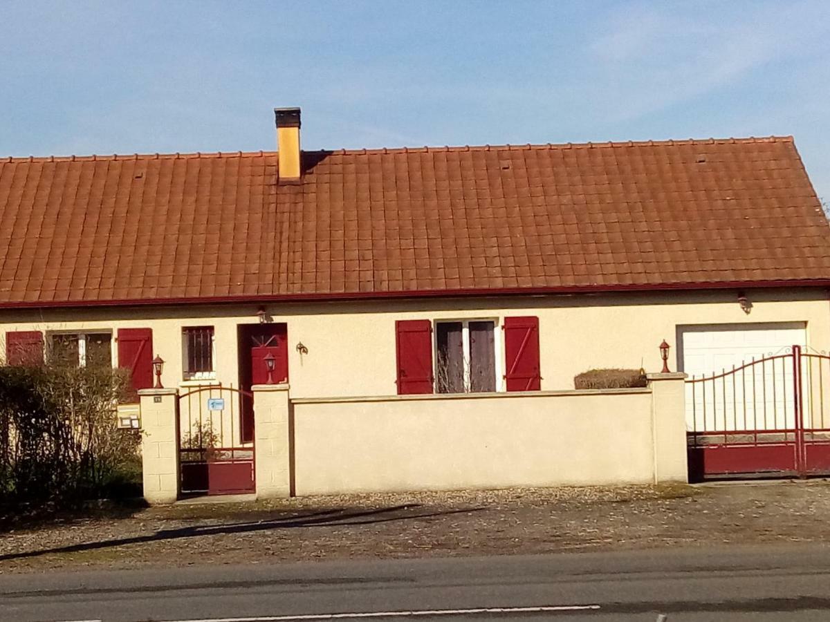 Les Vignes D'Ygrande Apartment Luaran gambar